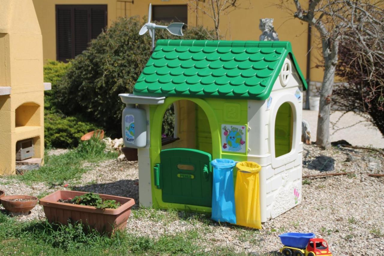 Mansarda Con Camino Apartment Montefranco ภายนอก รูปภาพ