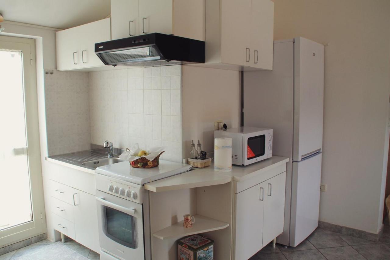 Mansarda Con Camino Apartment Montefranco ภายนอก รูปภาพ